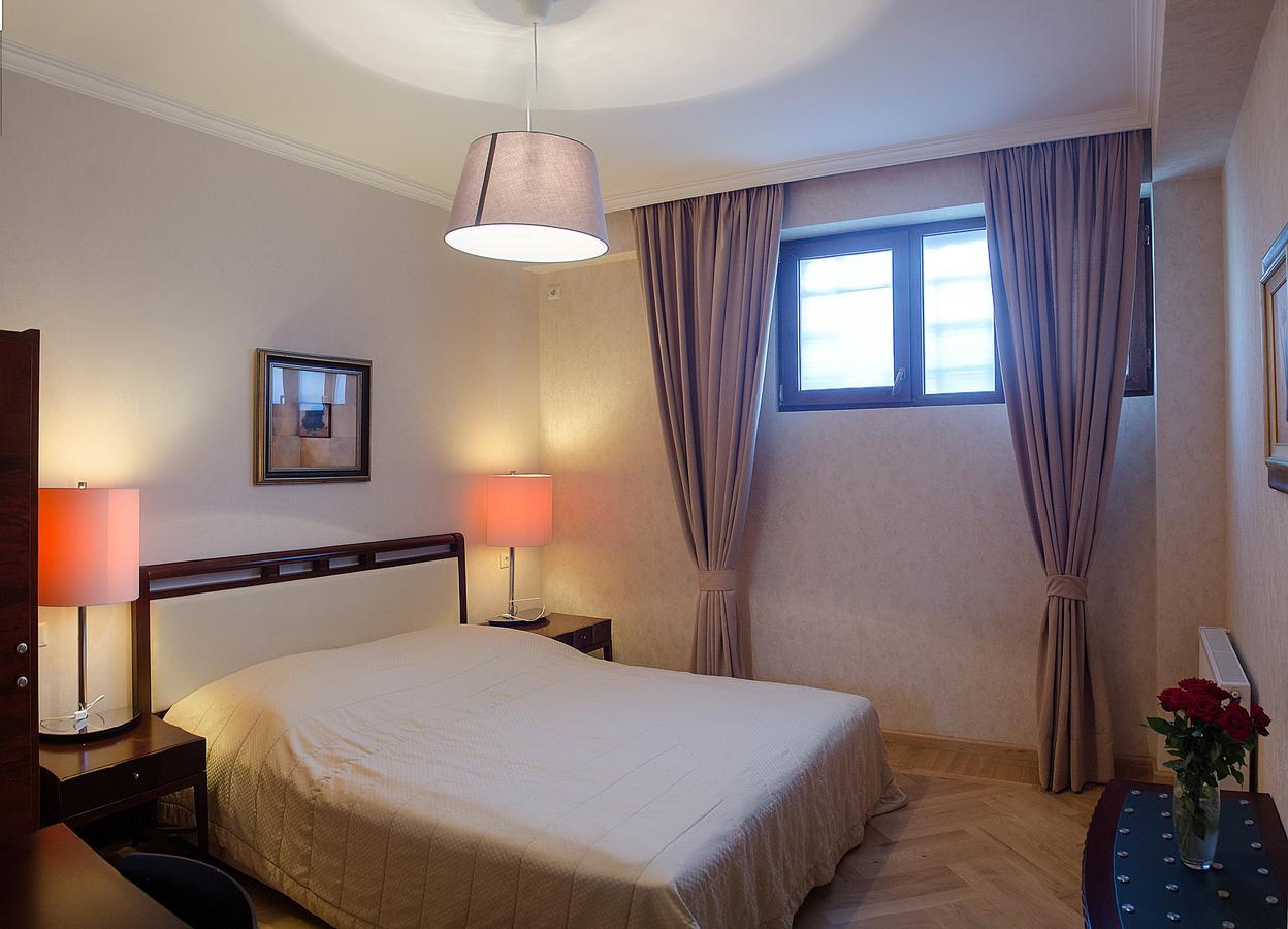 Tiflislux Apartment - Old City Philarmonic المظهر الخارجي الصورة