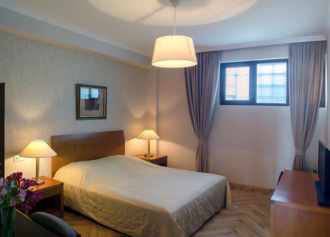 Tiflislux Apartment - Old City Philarmonic المظهر الخارجي الصورة